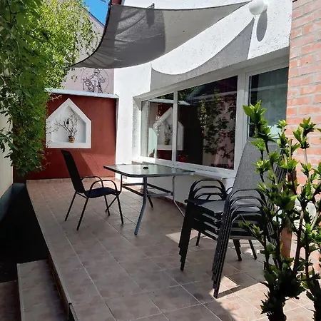 Ket Cseresznye Vendeghaz Appartement